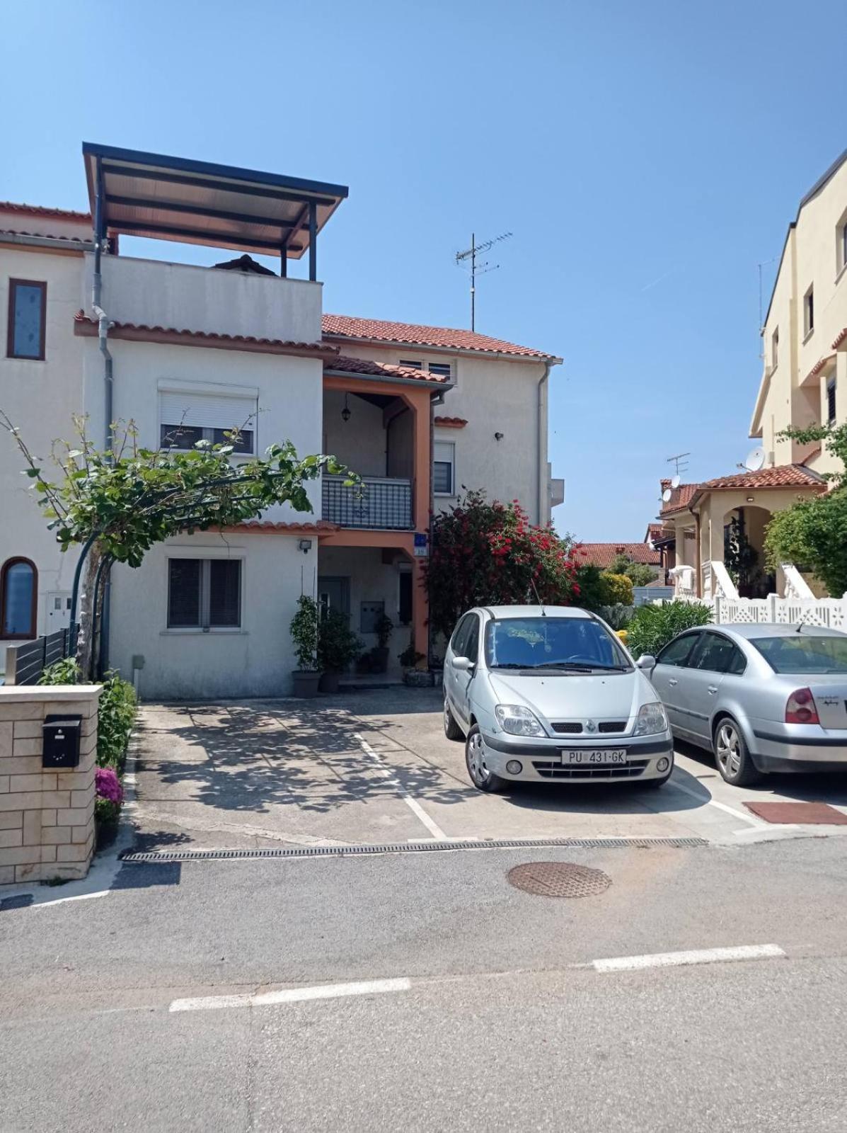 Studio Apartman Sky Rovinj Exterior foto