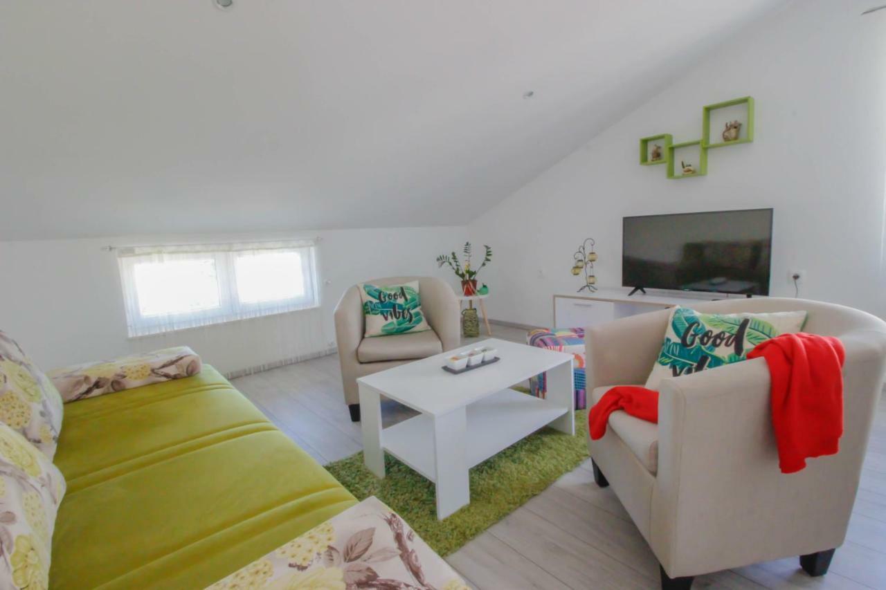 Studio Apartman Sky Rovinj Exterior foto