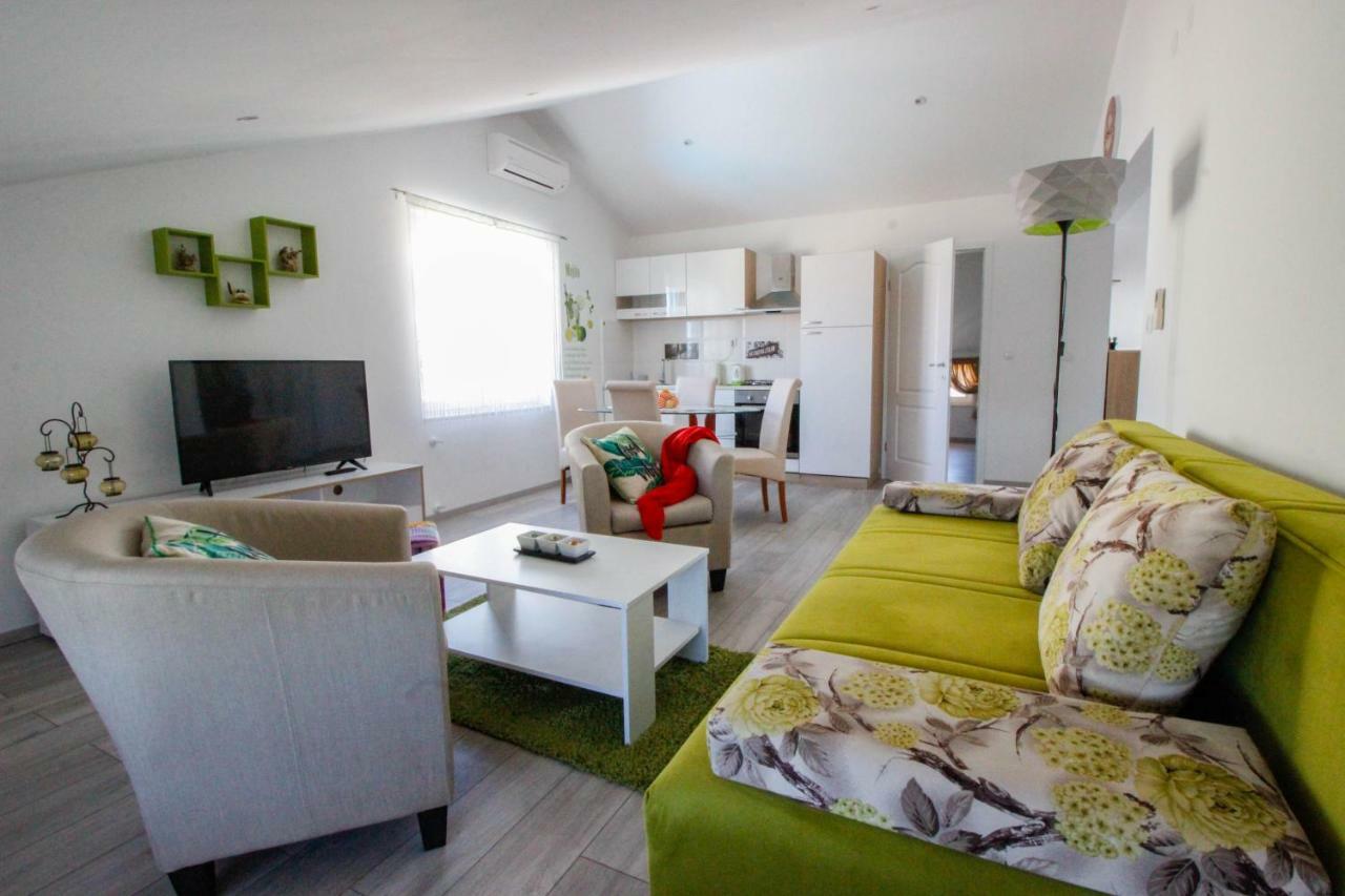 Studio Apartman Sky Rovinj Exterior foto