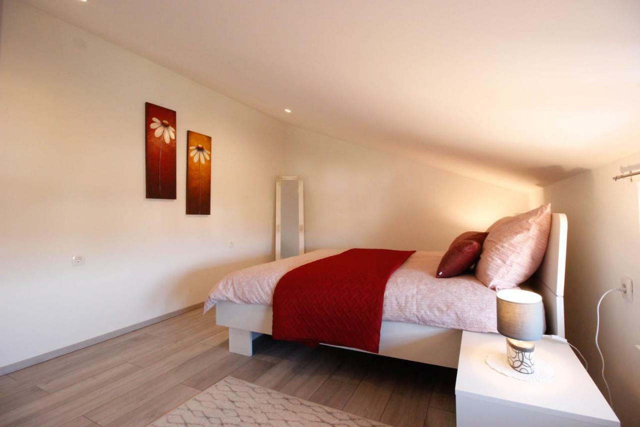 Studio Apartman Sky Rovinj Exterior foto