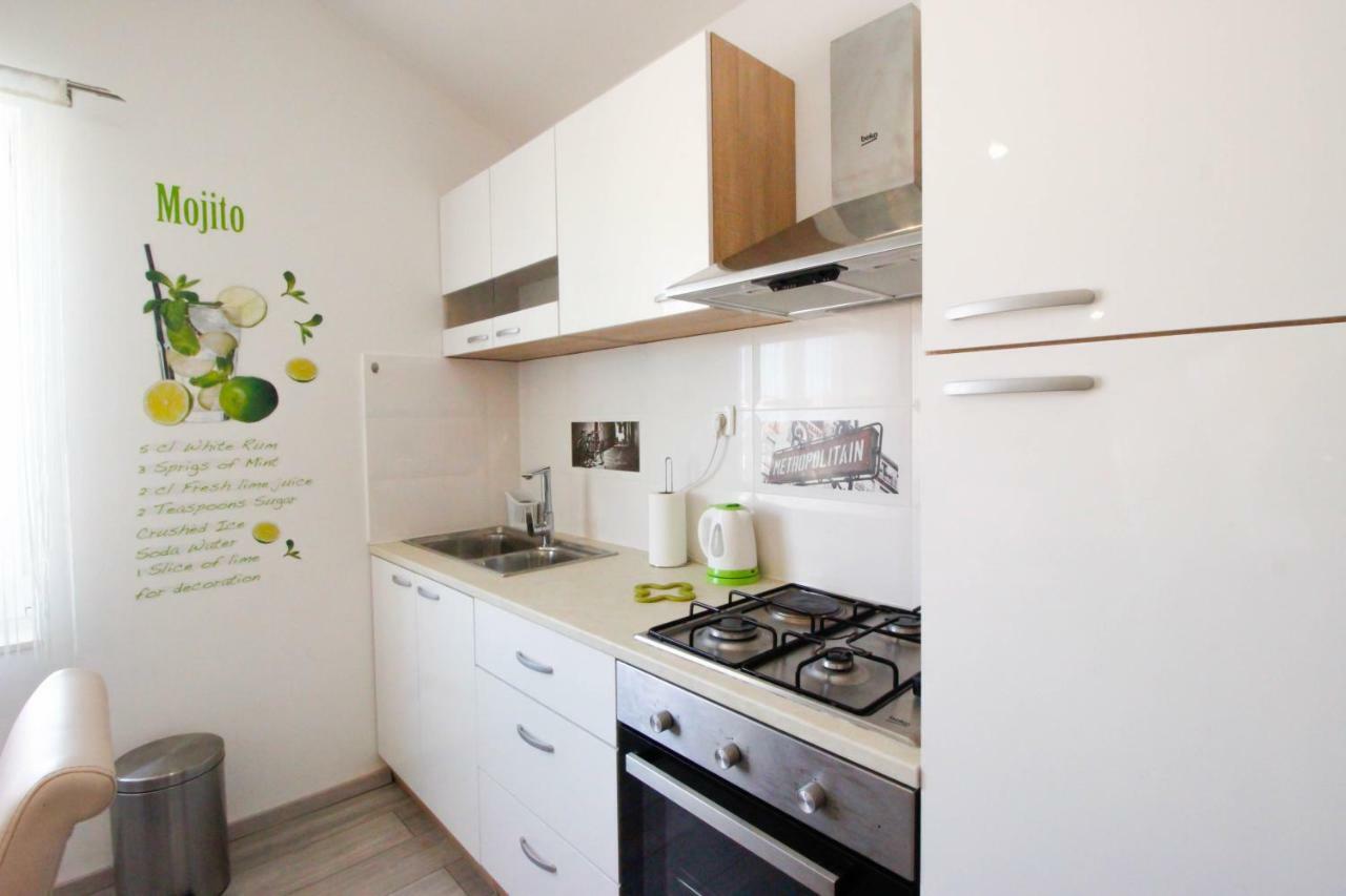 Studio Apartman Sky Rovinj Exterior foto